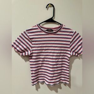 Stripped crop top, stretchable